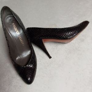 Charles Jourdan snakeskin pump